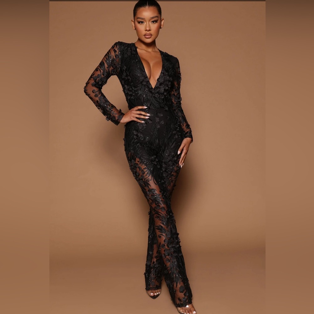 *NWT* long sleeve lace jumpsuit